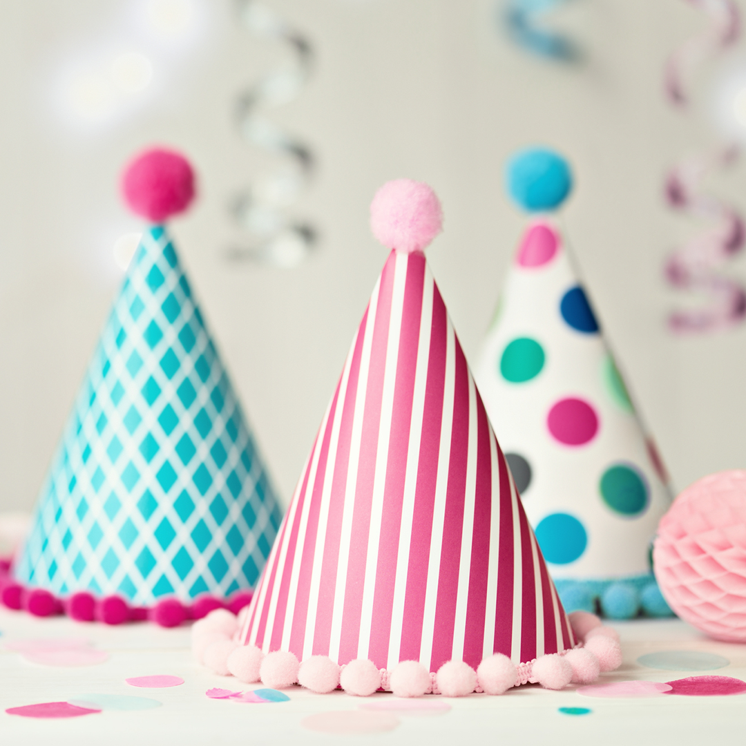 decorate-party-hat-craft