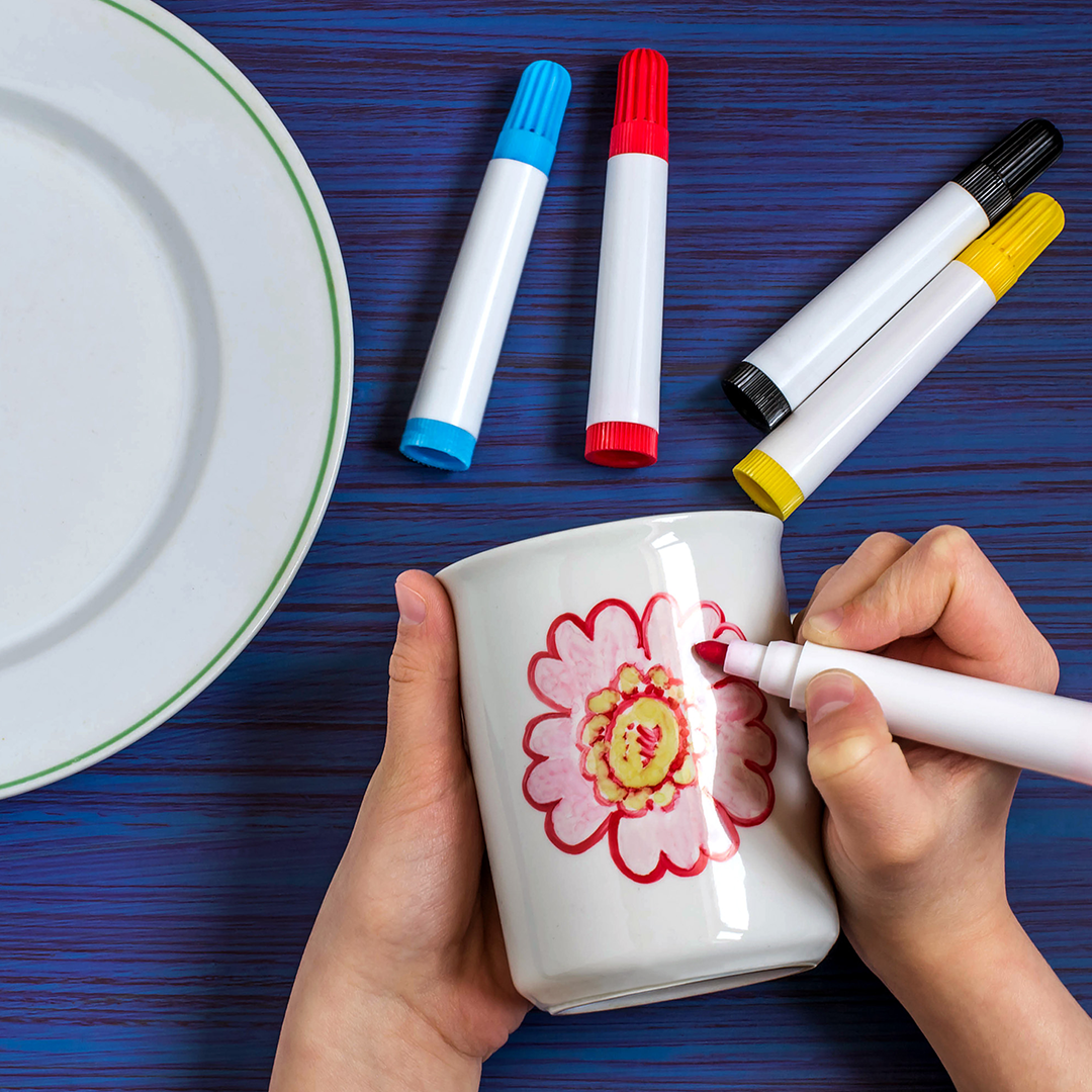 diy-marker-pen-mugs