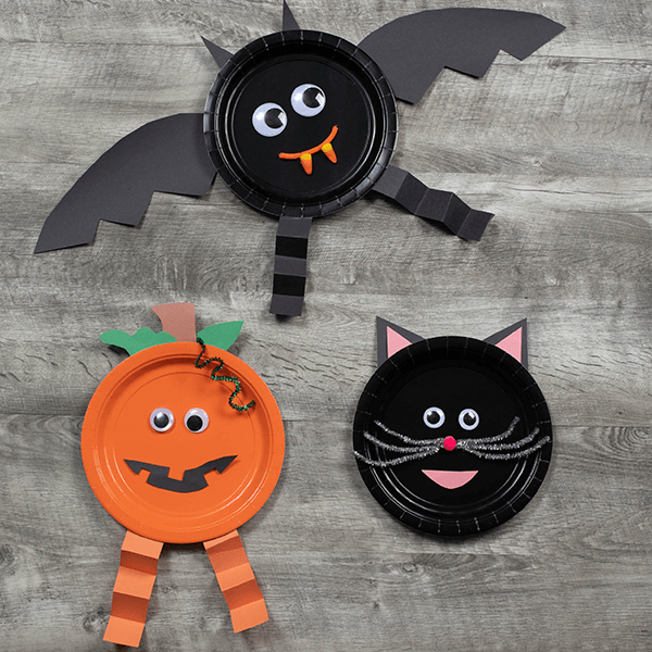 Halloween friends plate craft