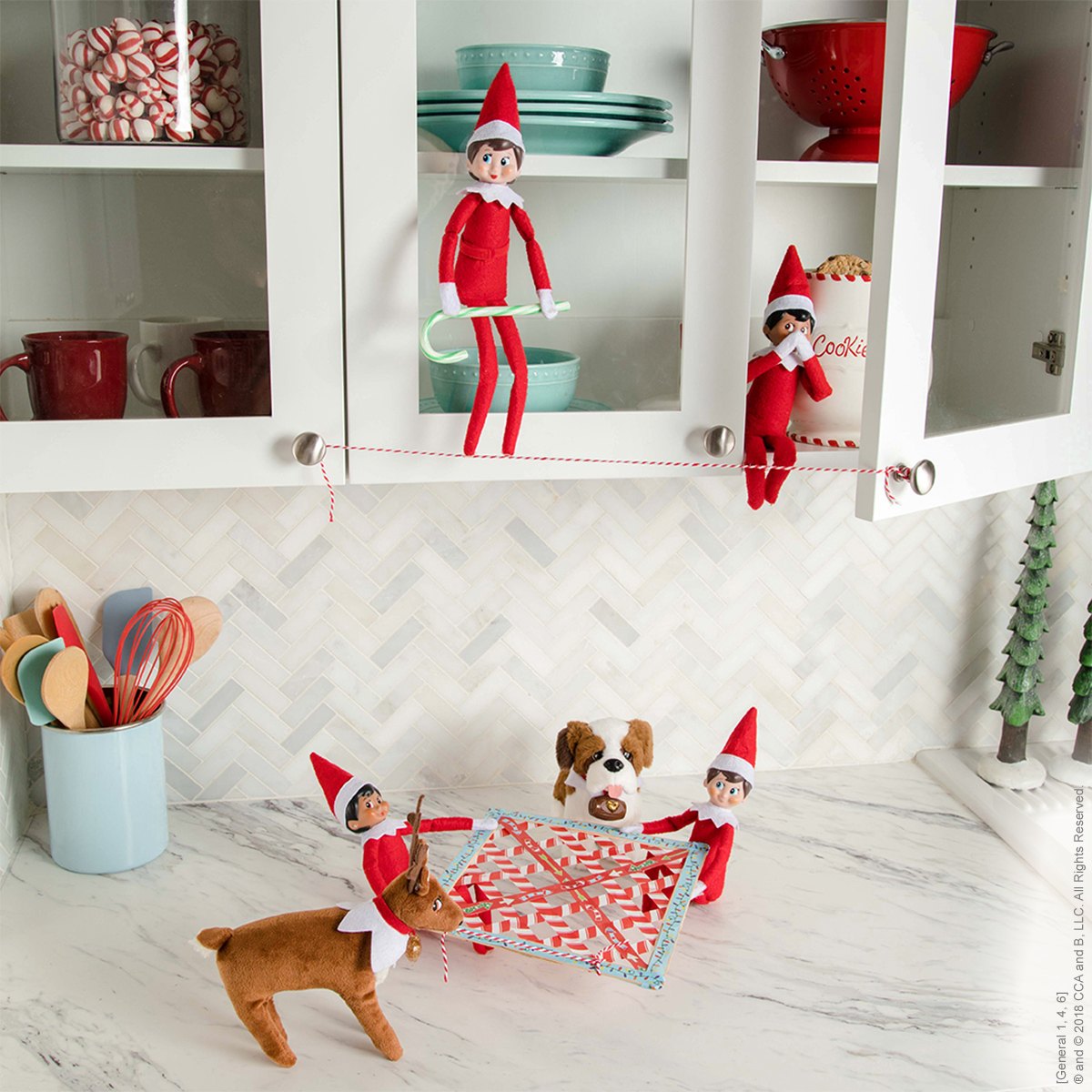 Tightrope Tiptoe | The Elf on the Shelf