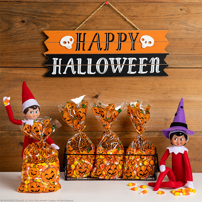 halloween-treat-bags-the-elf-on-the-shelf