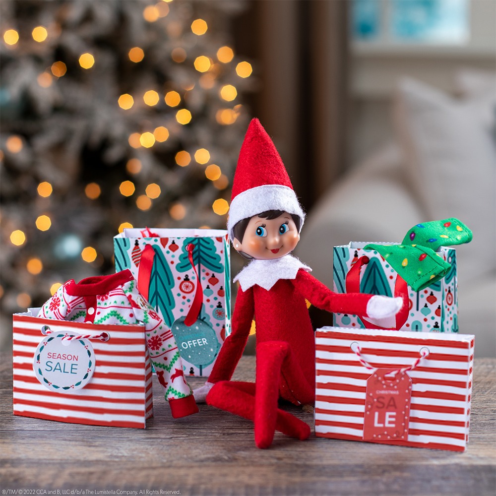Bags n’ Tags for Shopping Spree | The Elf on the Shelf