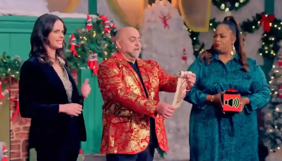 A snippet from the Food Network Elf on the Shelf Sweet Showdown tv show, hosted by Duff Goldman