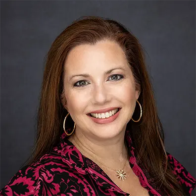 Regan Holroyd headshot